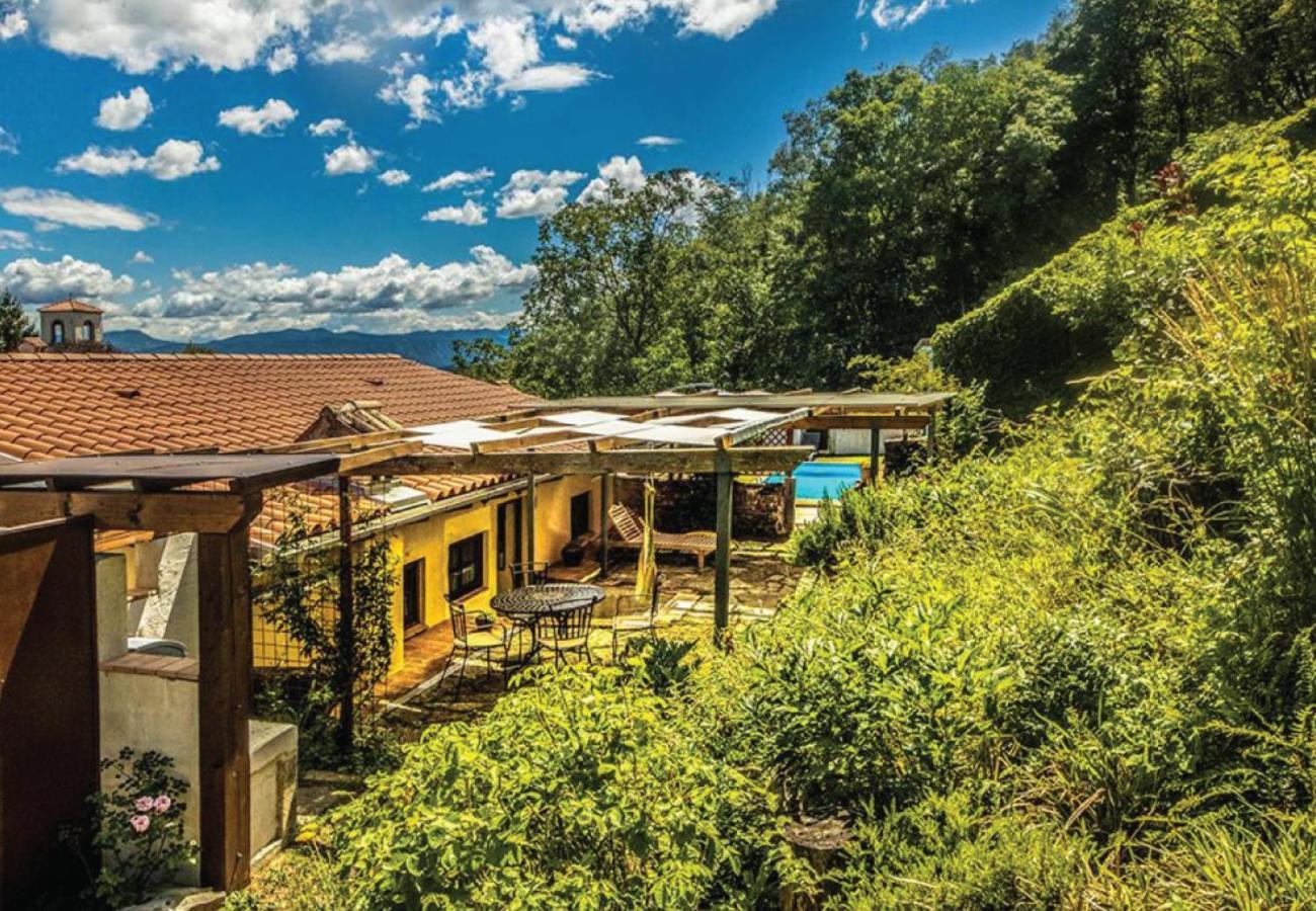 Toncevi Eco Estate Hotell Branik Eksteriør bilde